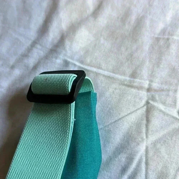 FitKicks Turquoise waist pouch Fanny pack exercise belt bag jogging biking - Picture 5 of 5